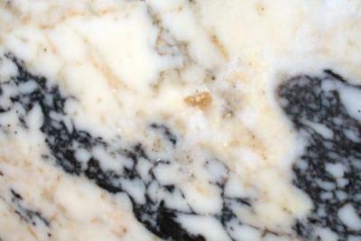 Arabescato Violet